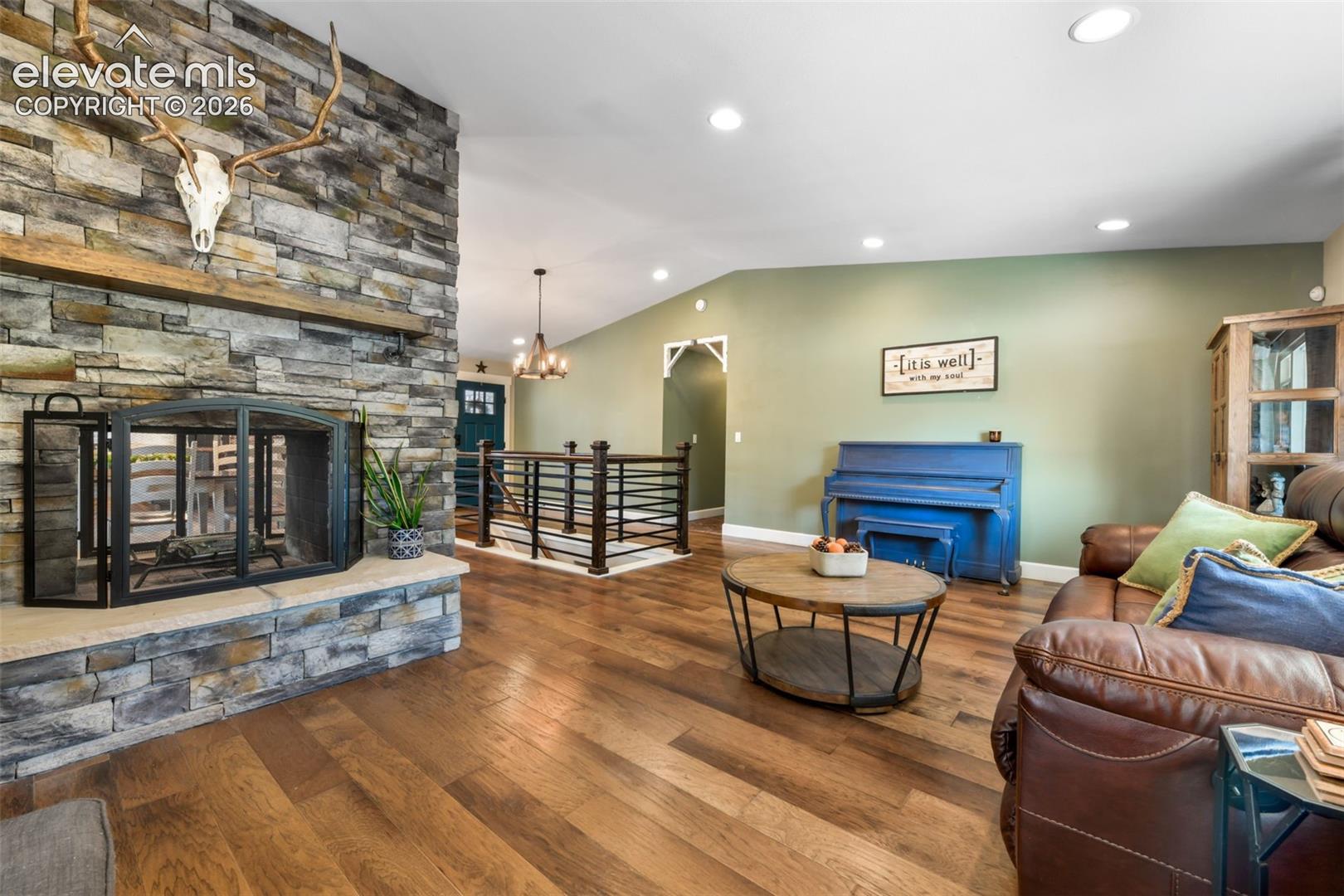 435 Wolverine Way