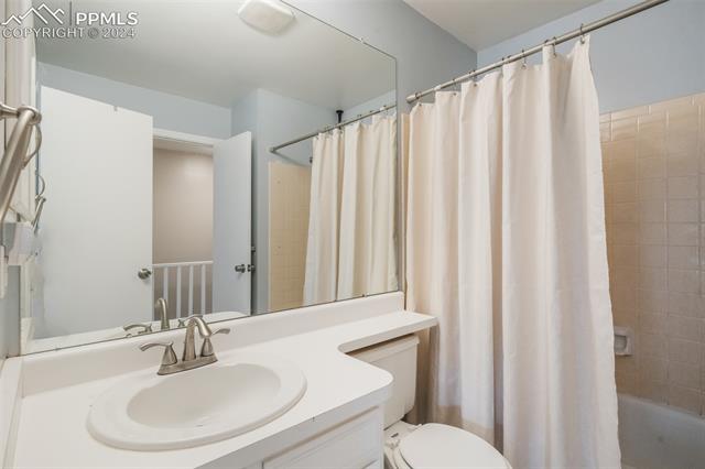 3366 Queen Anne Way