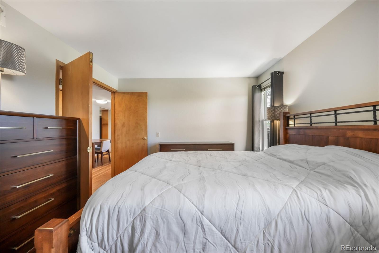 1323 S Cathay Court Unit: 202