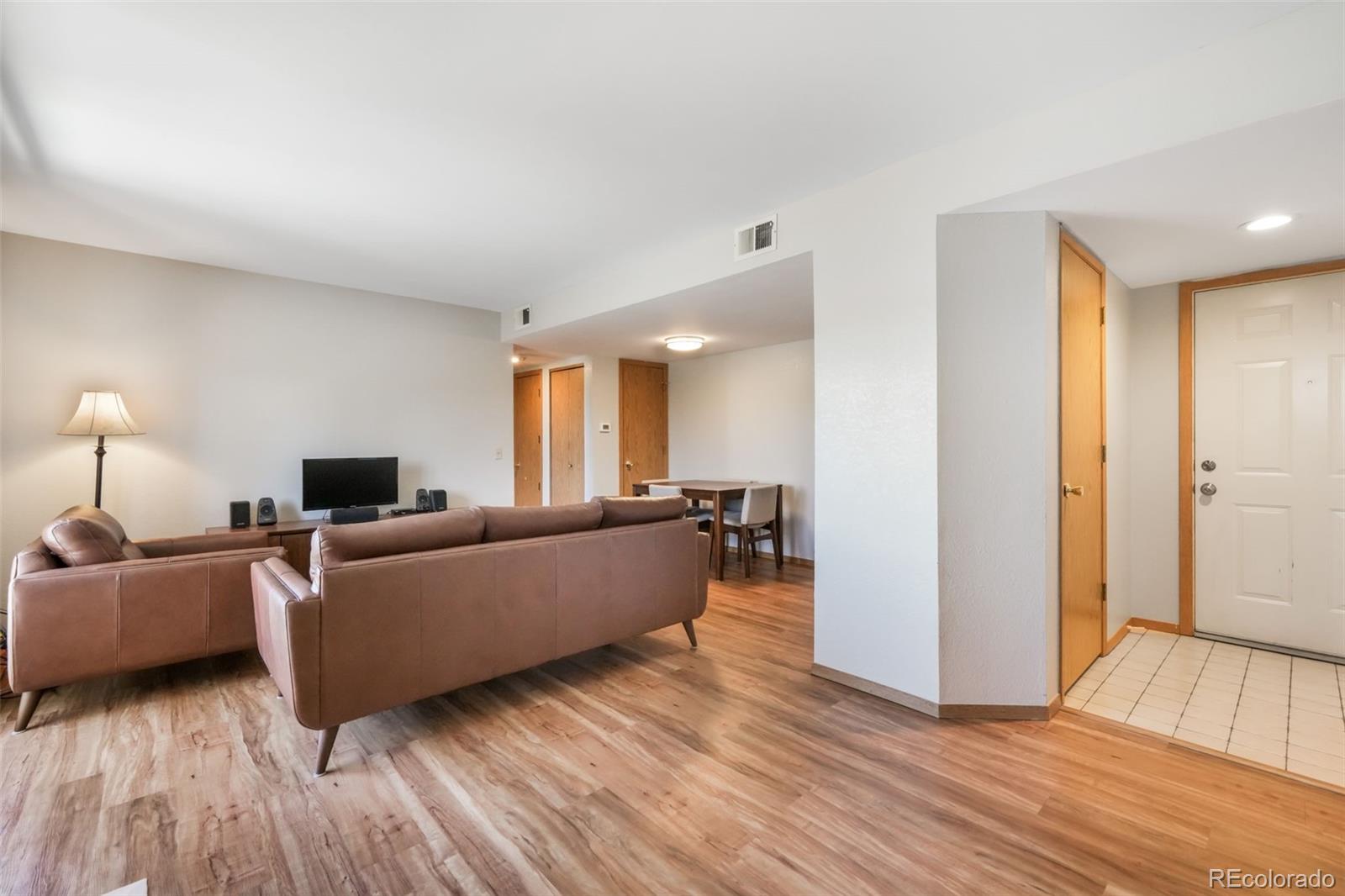 1323 S Cathay Court Unit: 202