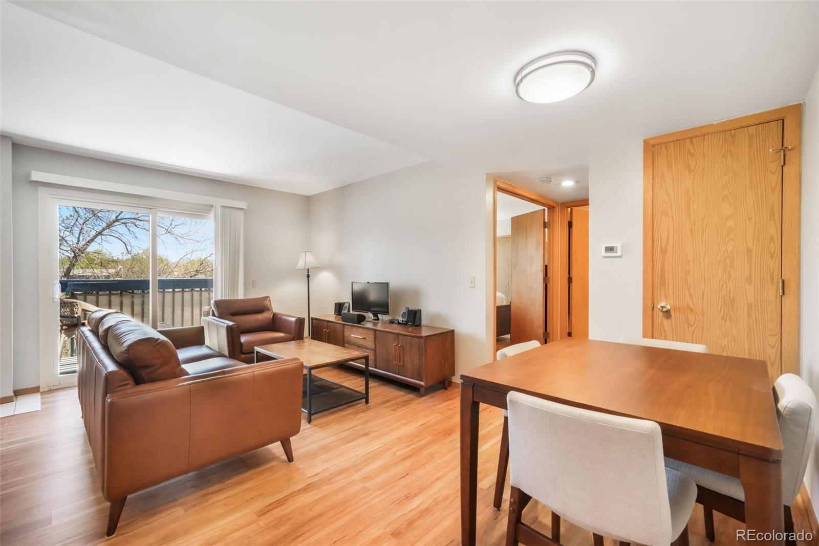 1323 S Cathay Court Unit: 202