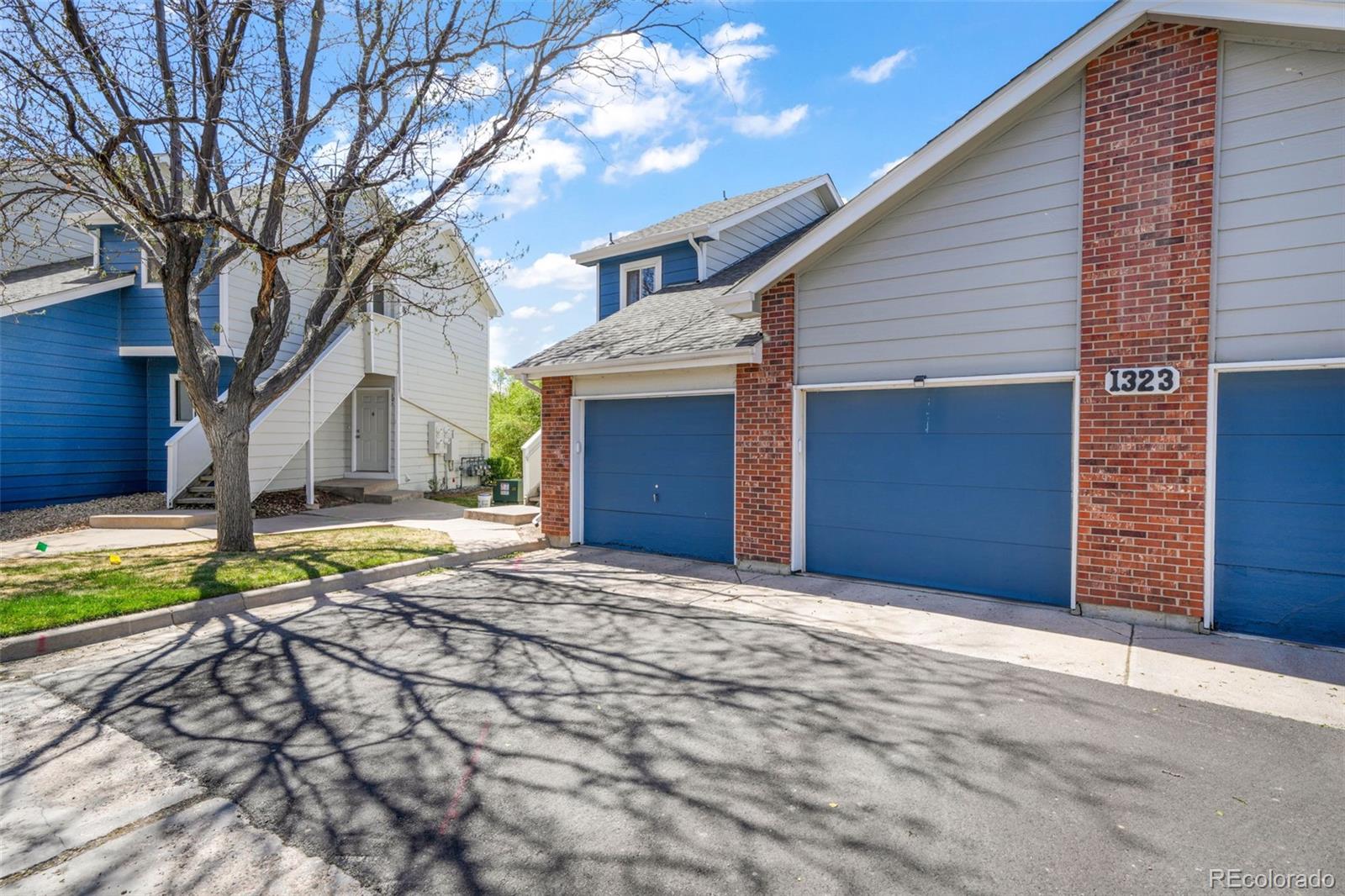 1323 S Cathay Court Unit: 202