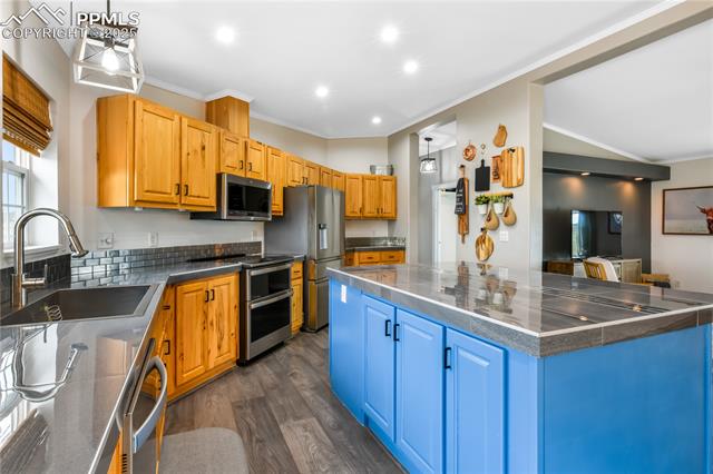 6250 Good Fortune Road