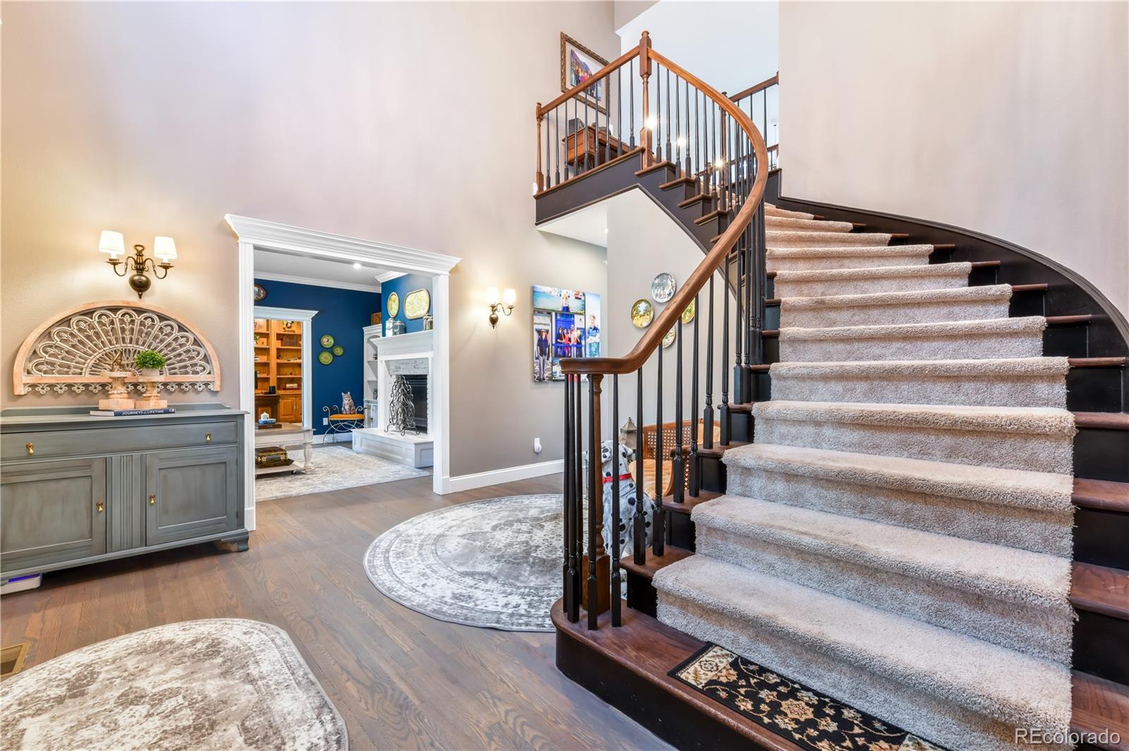 18690 Thunderbird Trail