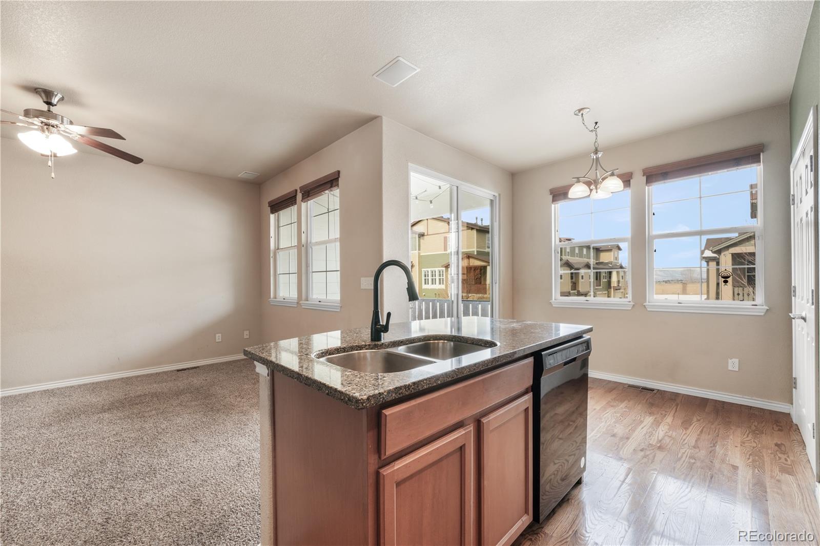 3329 Gladstone Creek Point