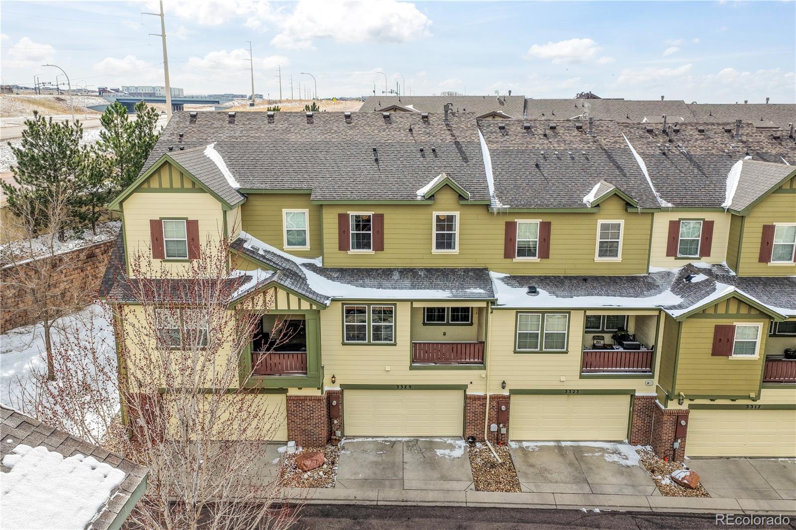 3329 Gladstone Creek Point