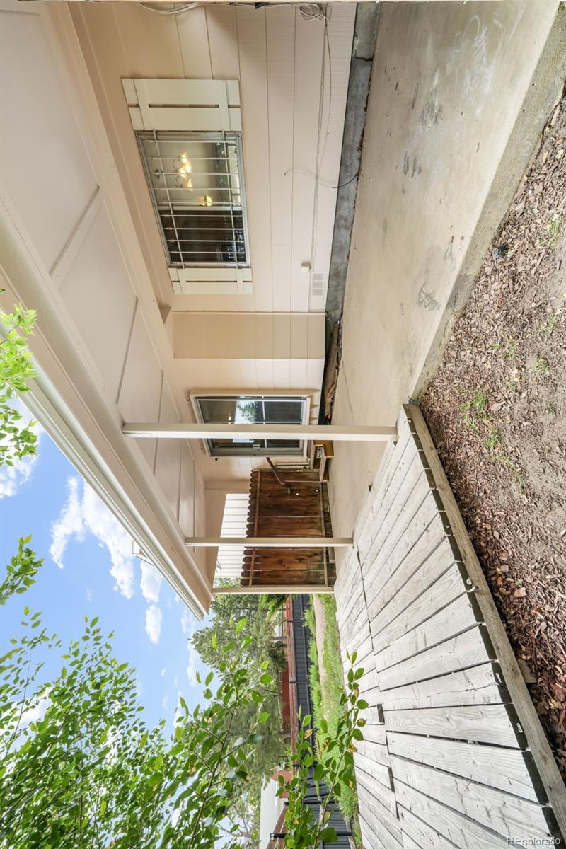 2712 Arlington Drive