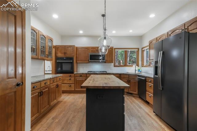 19165 Golden Arrow Circle