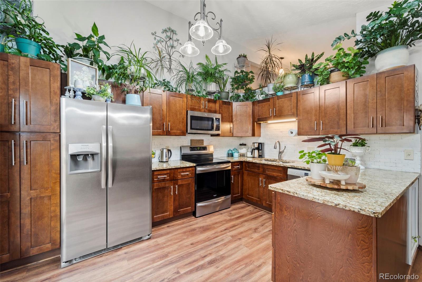 6150 Fall River Drive