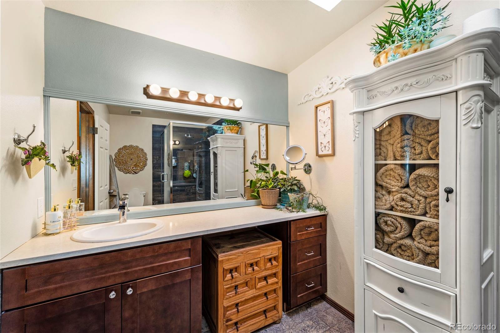 6150 Fall River Drive