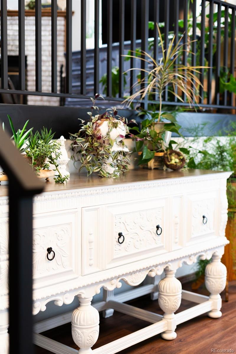 6150 Fall River Drive