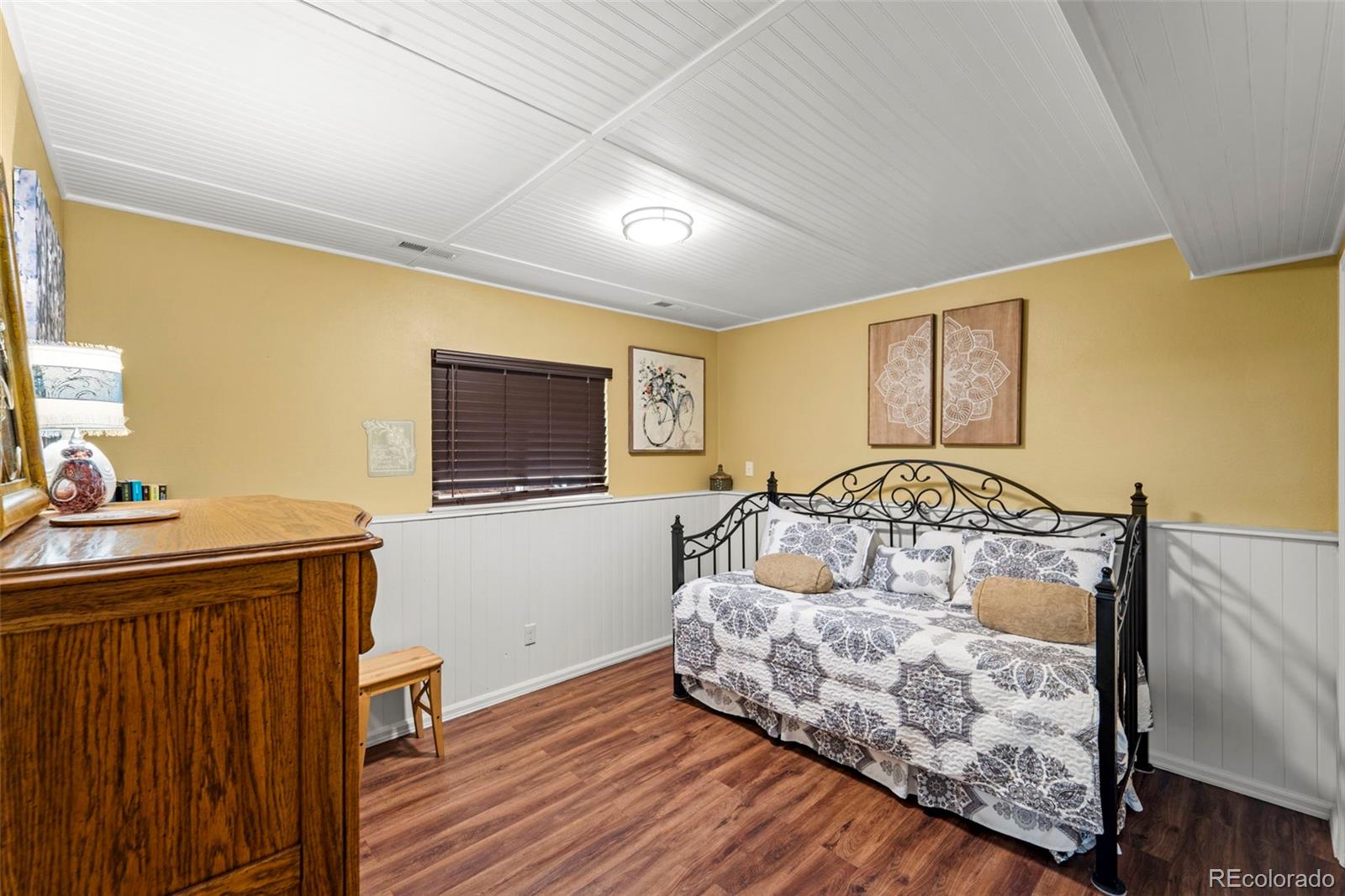 6150 Fall River Drive