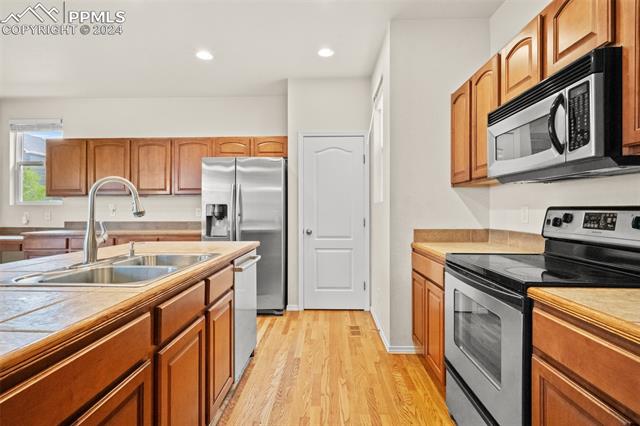 6643 Abbeywood Drive