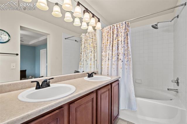 6643 Abbeywood Drive