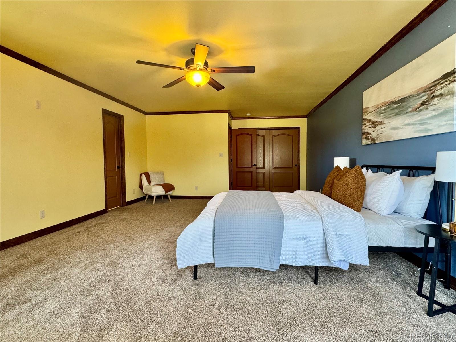 463 N Washington Street