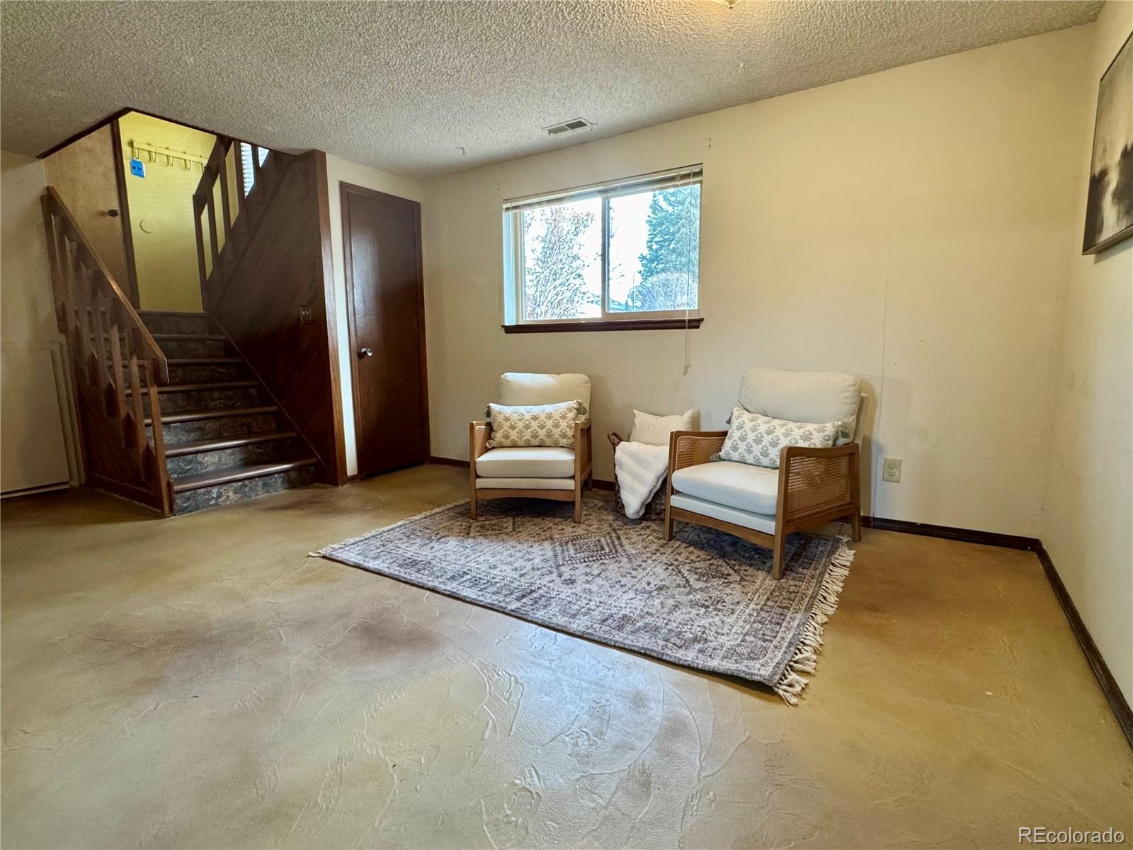 463 N Washington Street