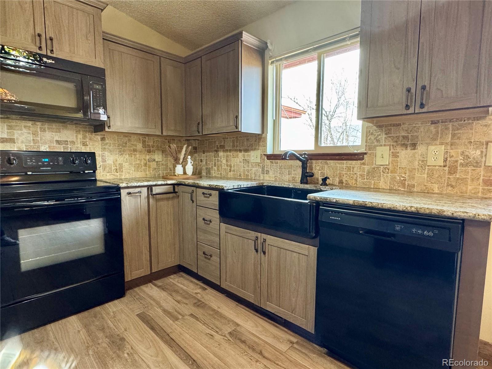 463 N Washington Street