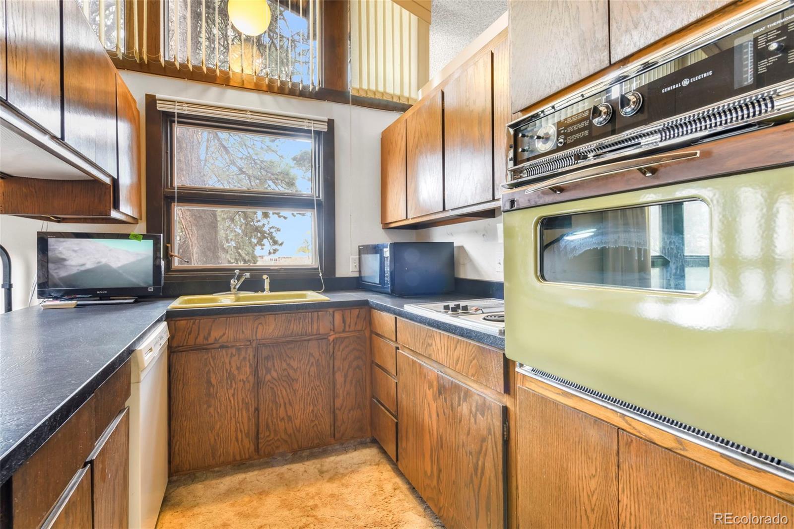 4302 Valli Vista Road