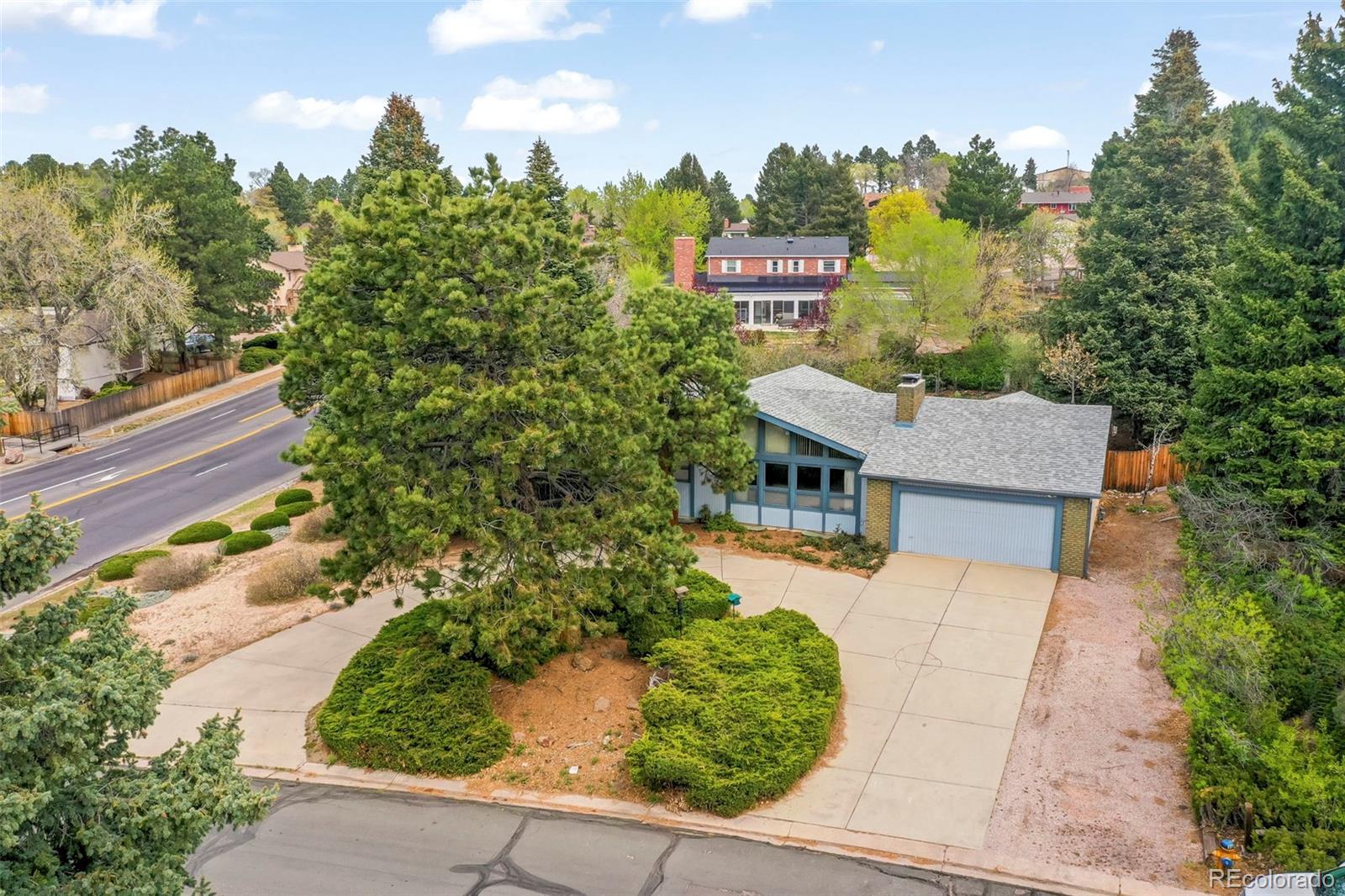 4302 Valli Vista Road