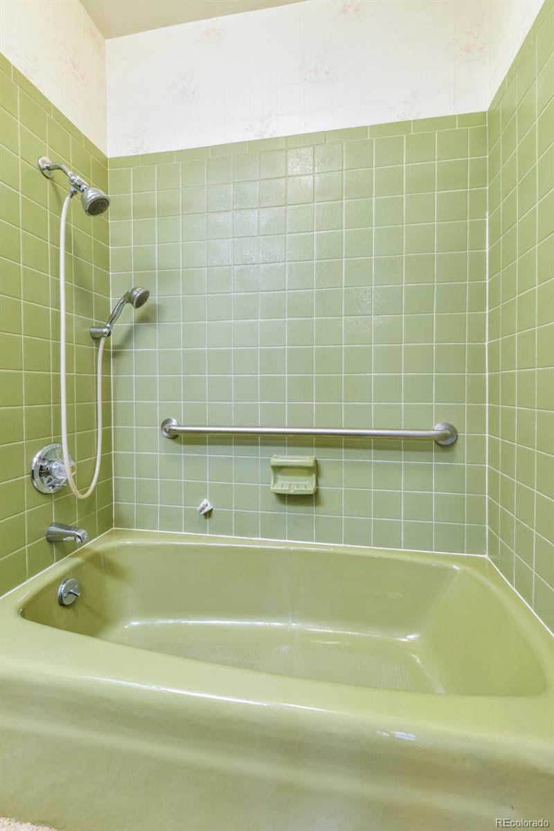 4302 Valli Vista Road