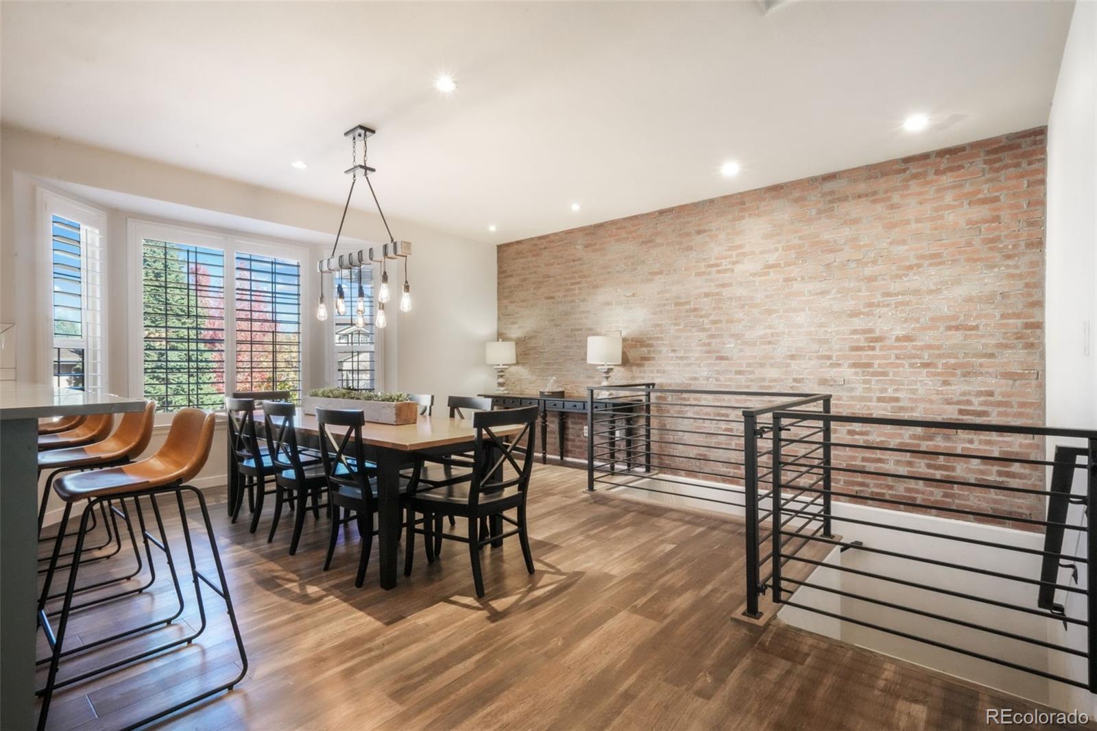 3215 Hollycrest Drive