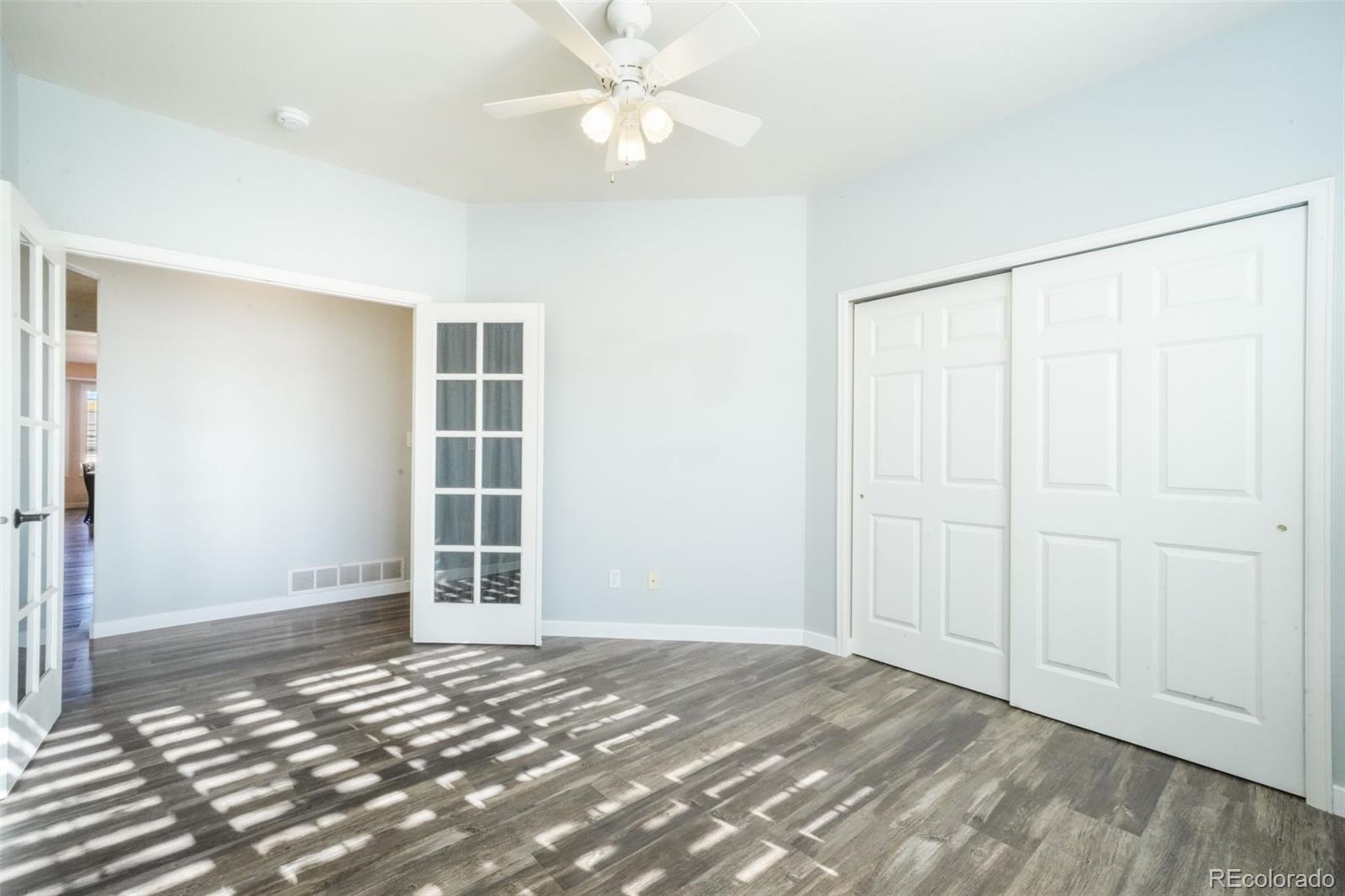 3215 Hollycrest Drive