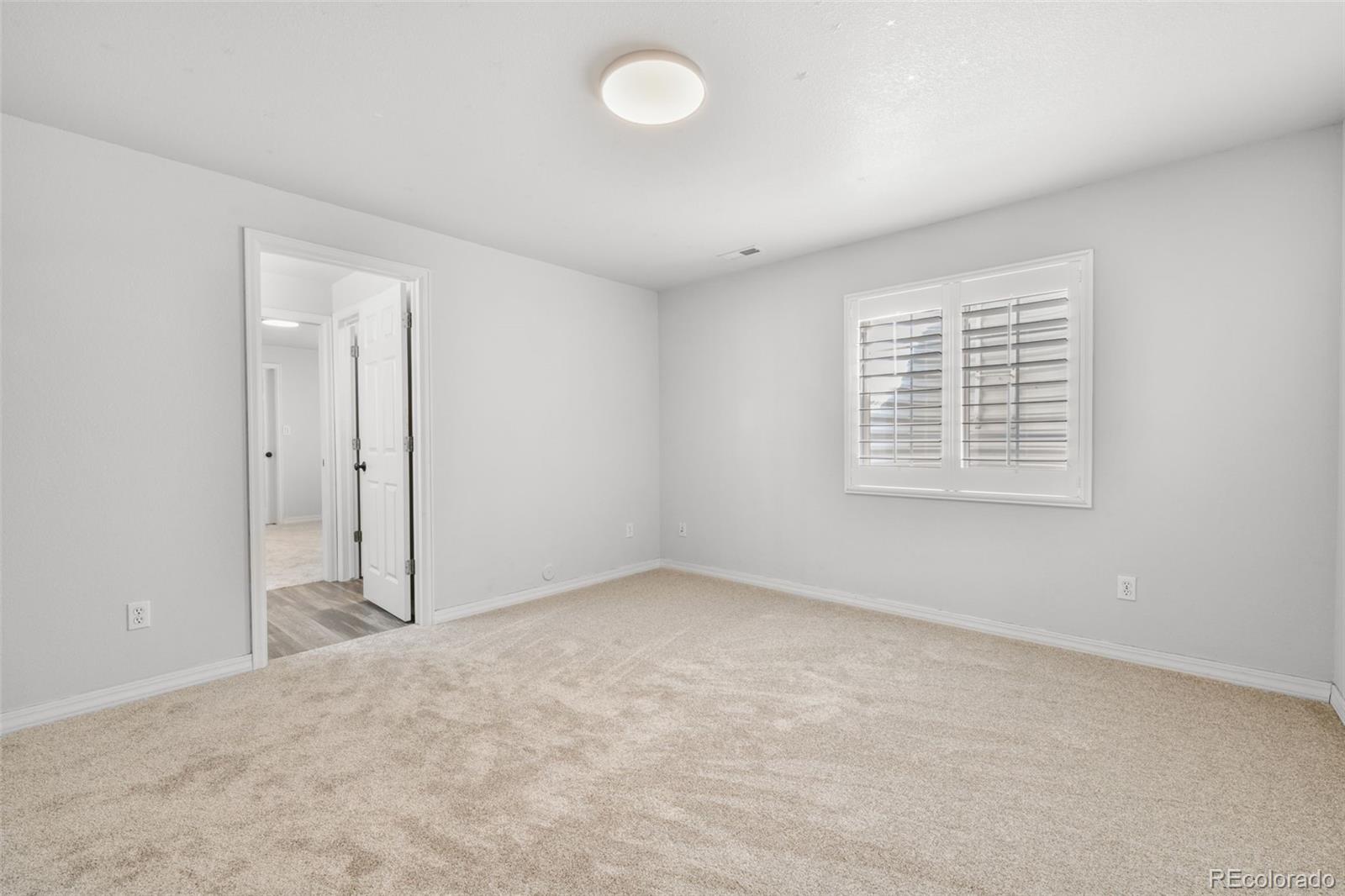 3215 Hollycrest Drive