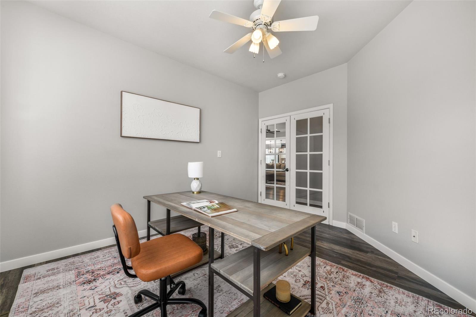 3215 Hollycrest Drive