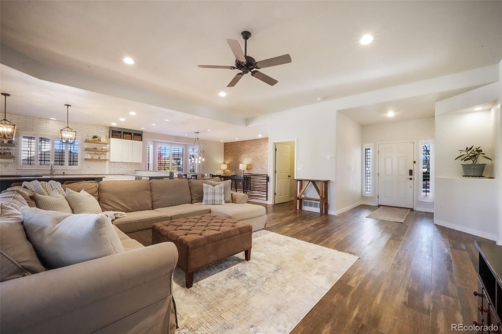 3215 Hollycrest Drive