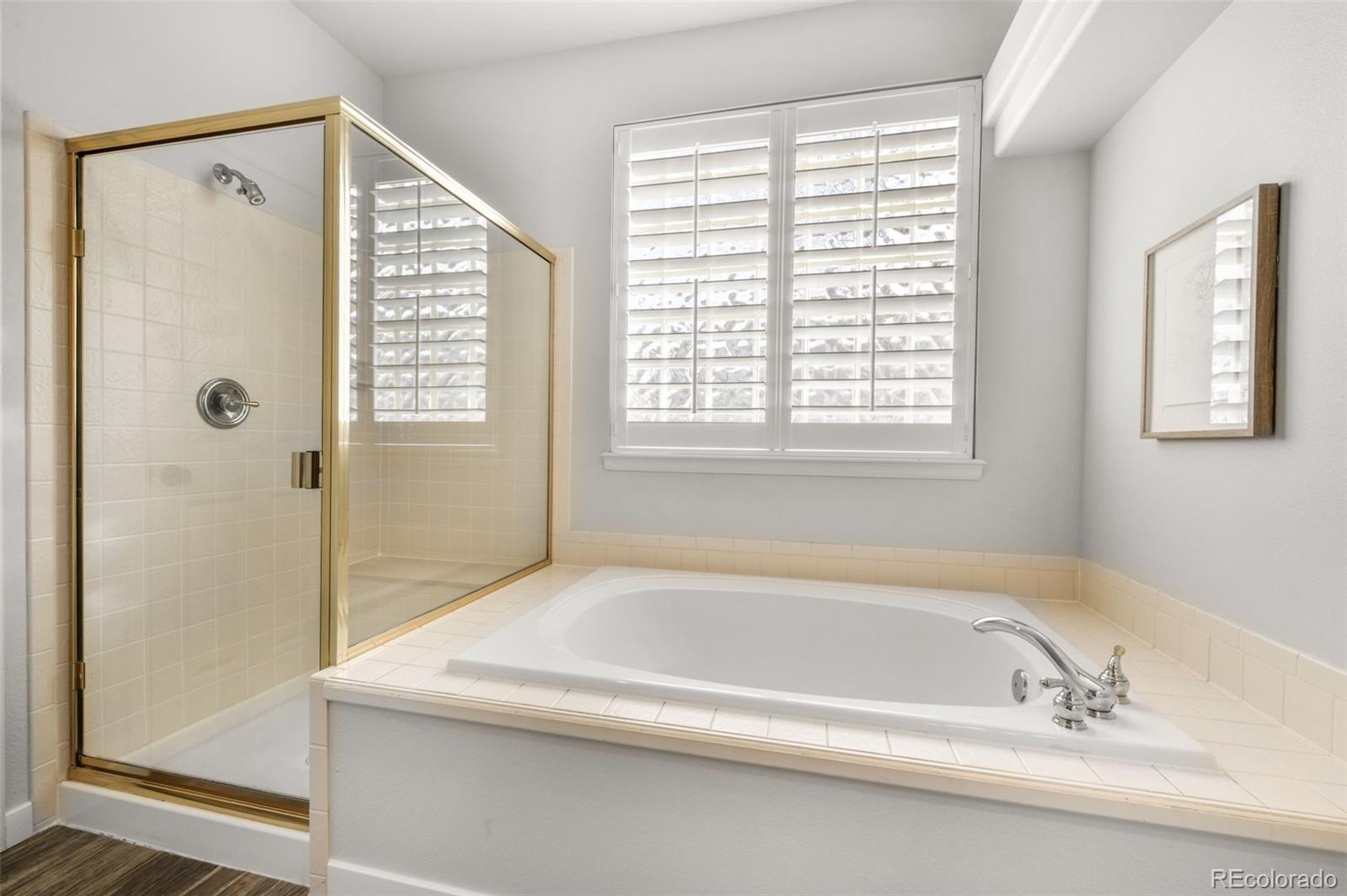 3215 Hollycrest Drive