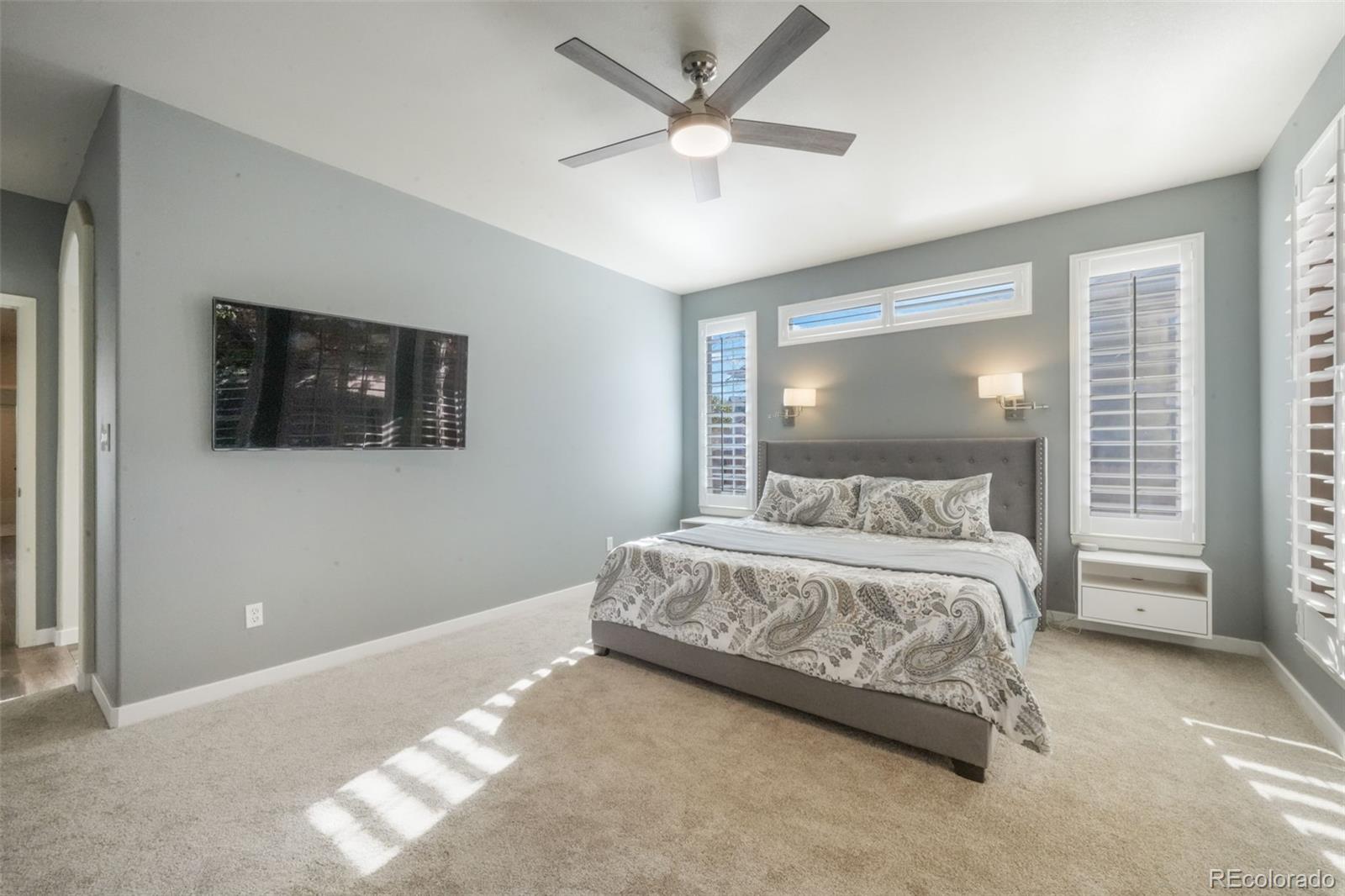 3215 Hollycrest Drive