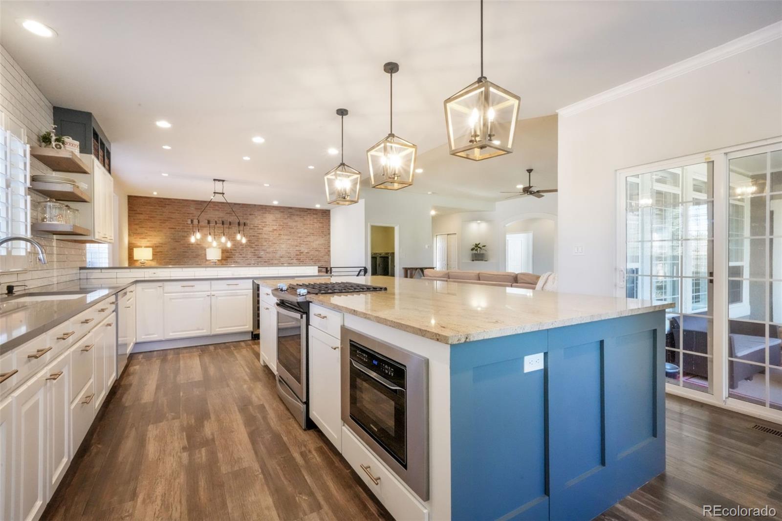 3215 Hollycrest Drive