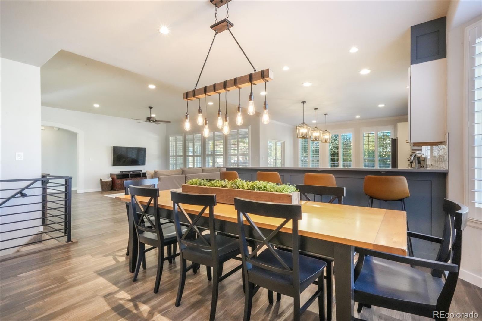 3215 Hollycrest Drive