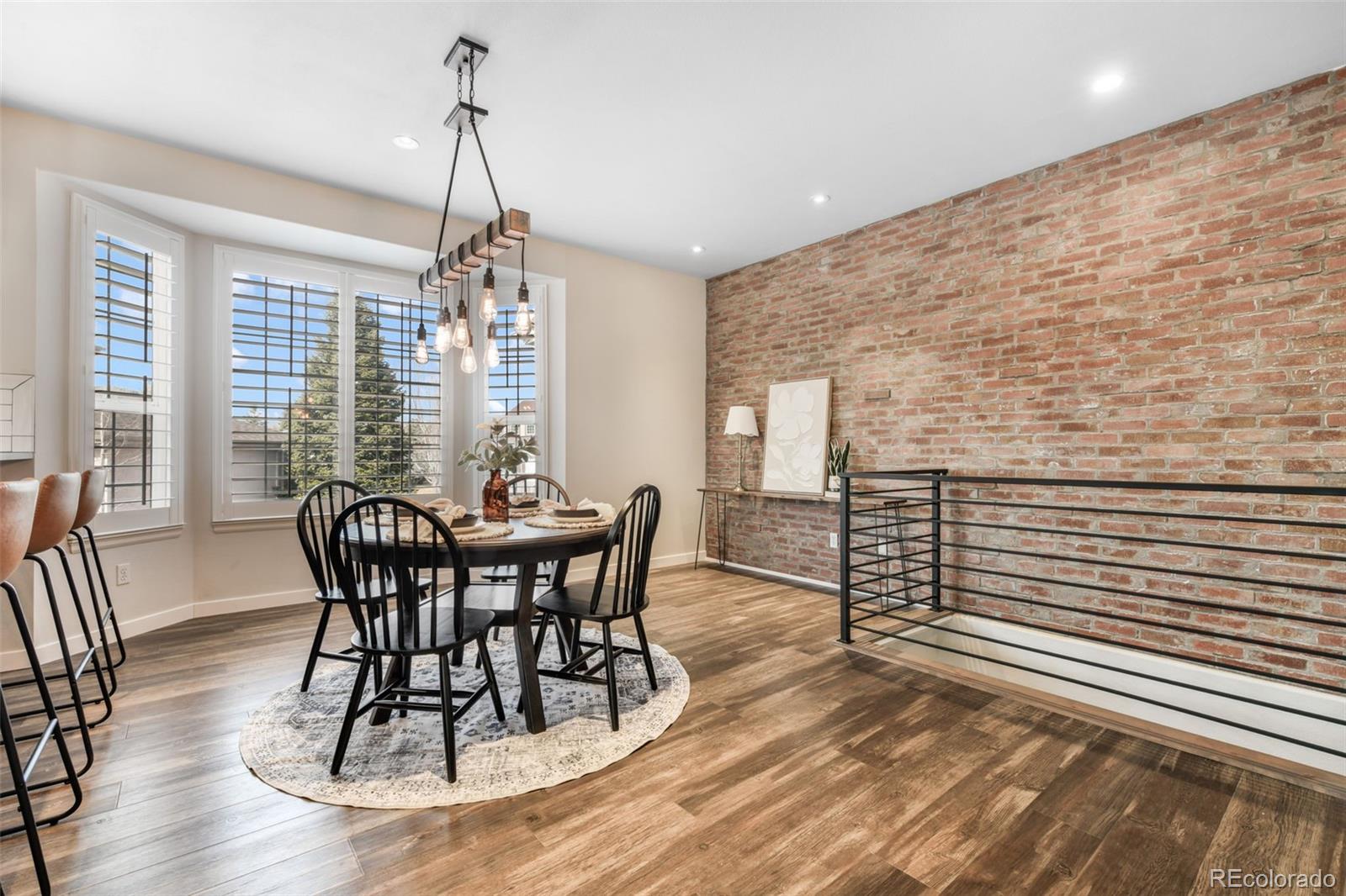 3215 Hollycrest Drive