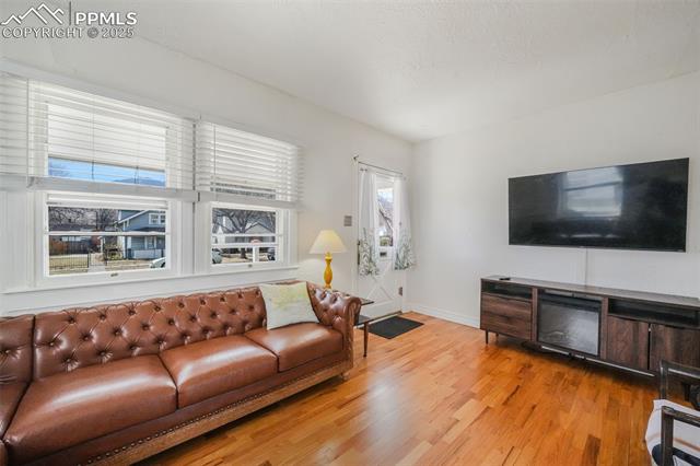 2916 W Platte Avenue