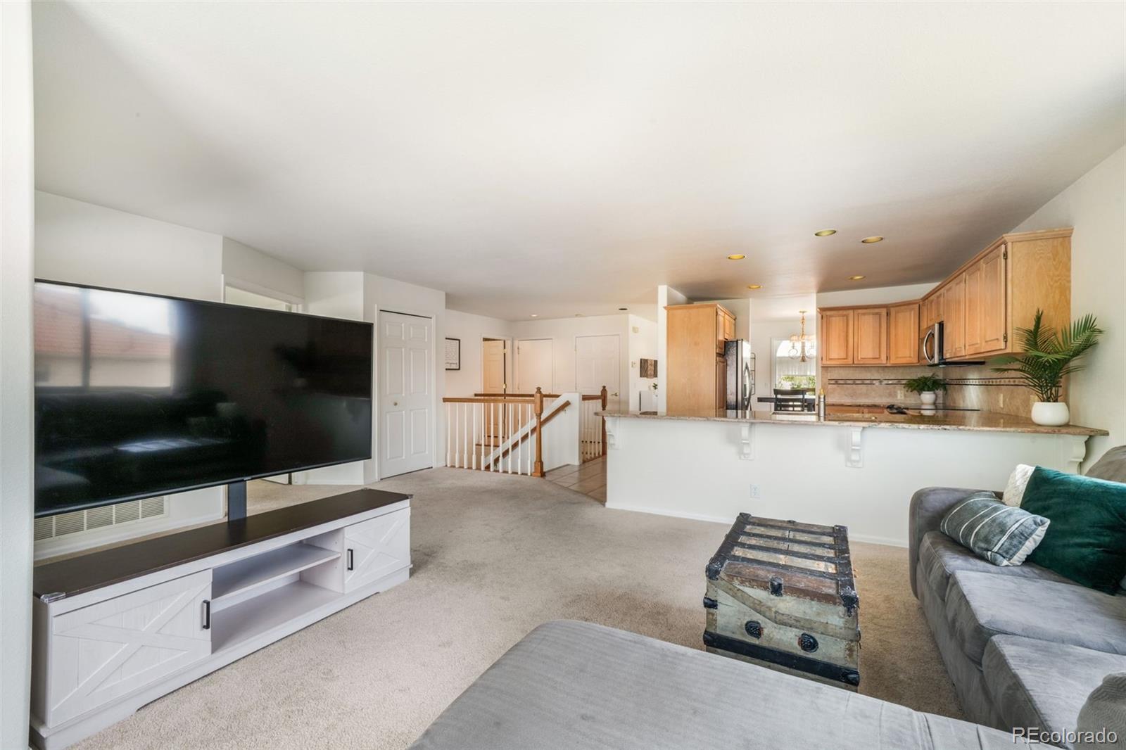 92 Luxury Lane