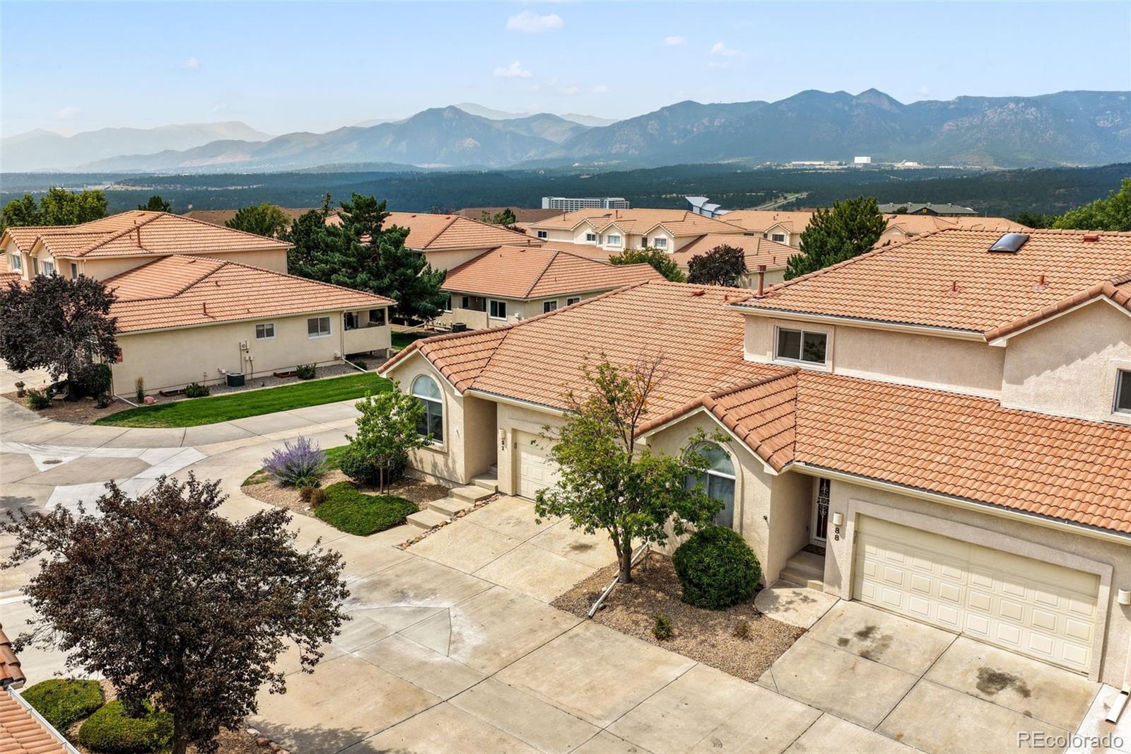92 Luxury Lane