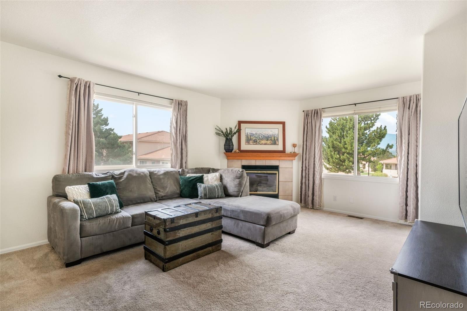 92 Luxury Lane