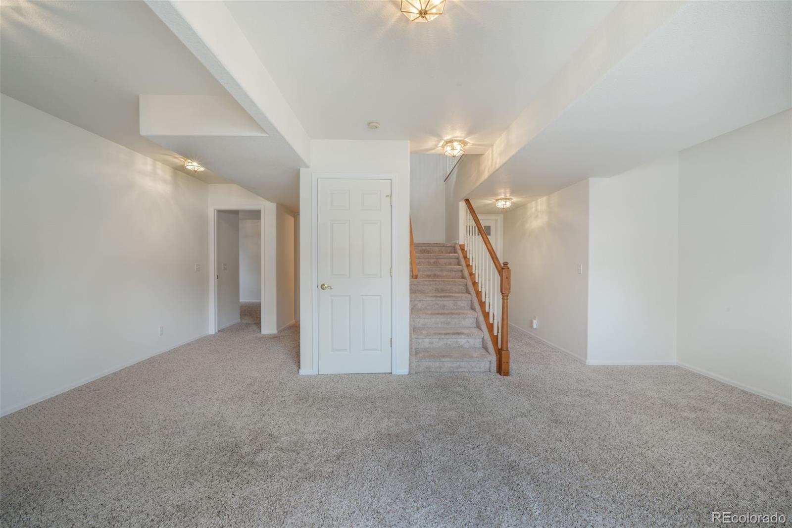 92 Luxury Lane