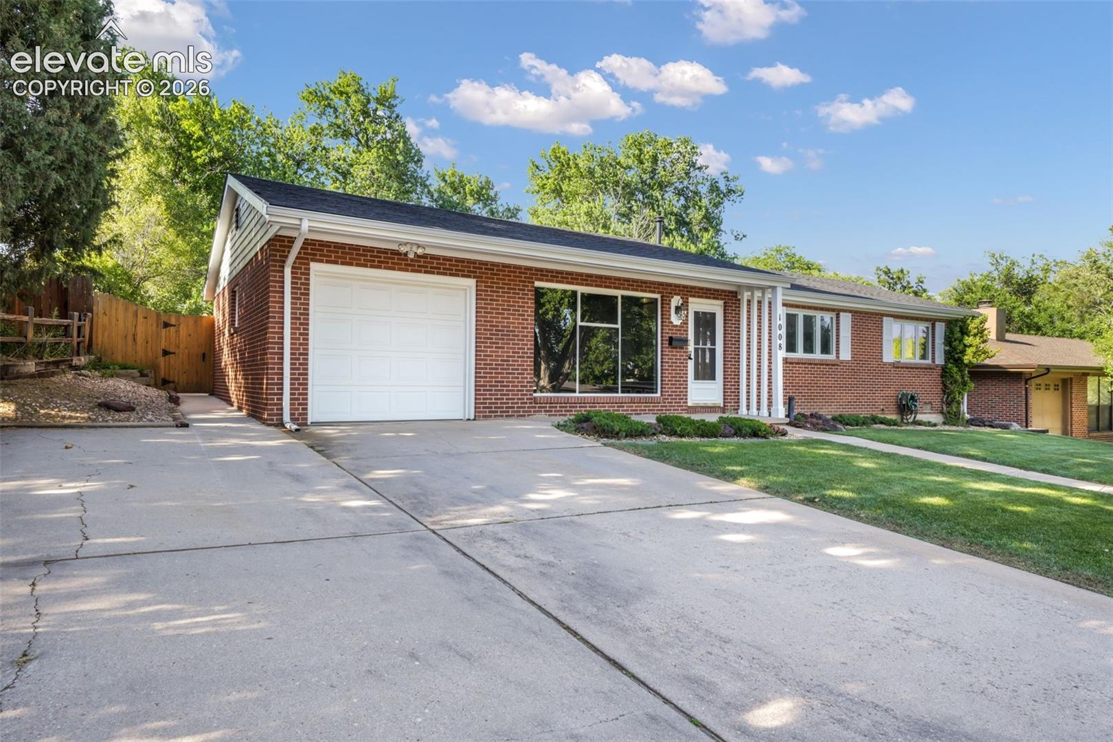 1008 Vega Drive