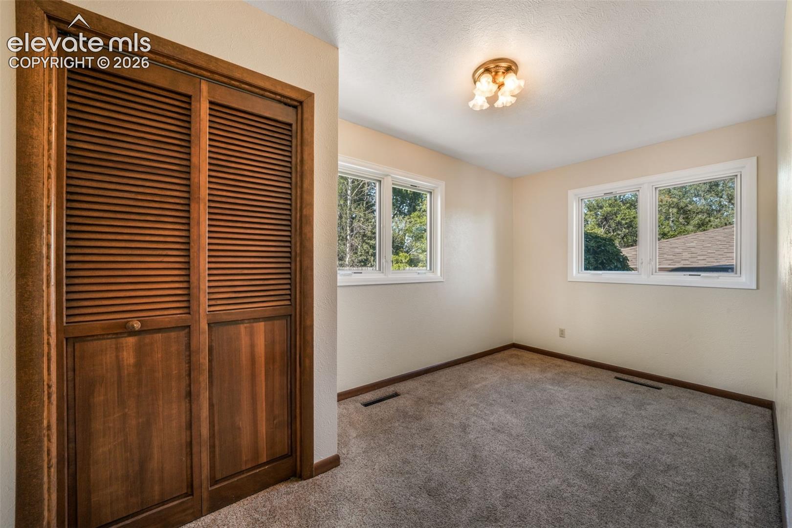 1008 Vega Drive