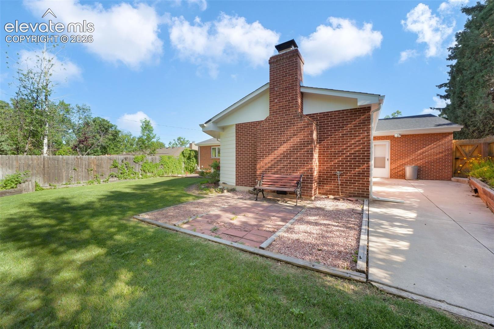 1008 Vega Drive