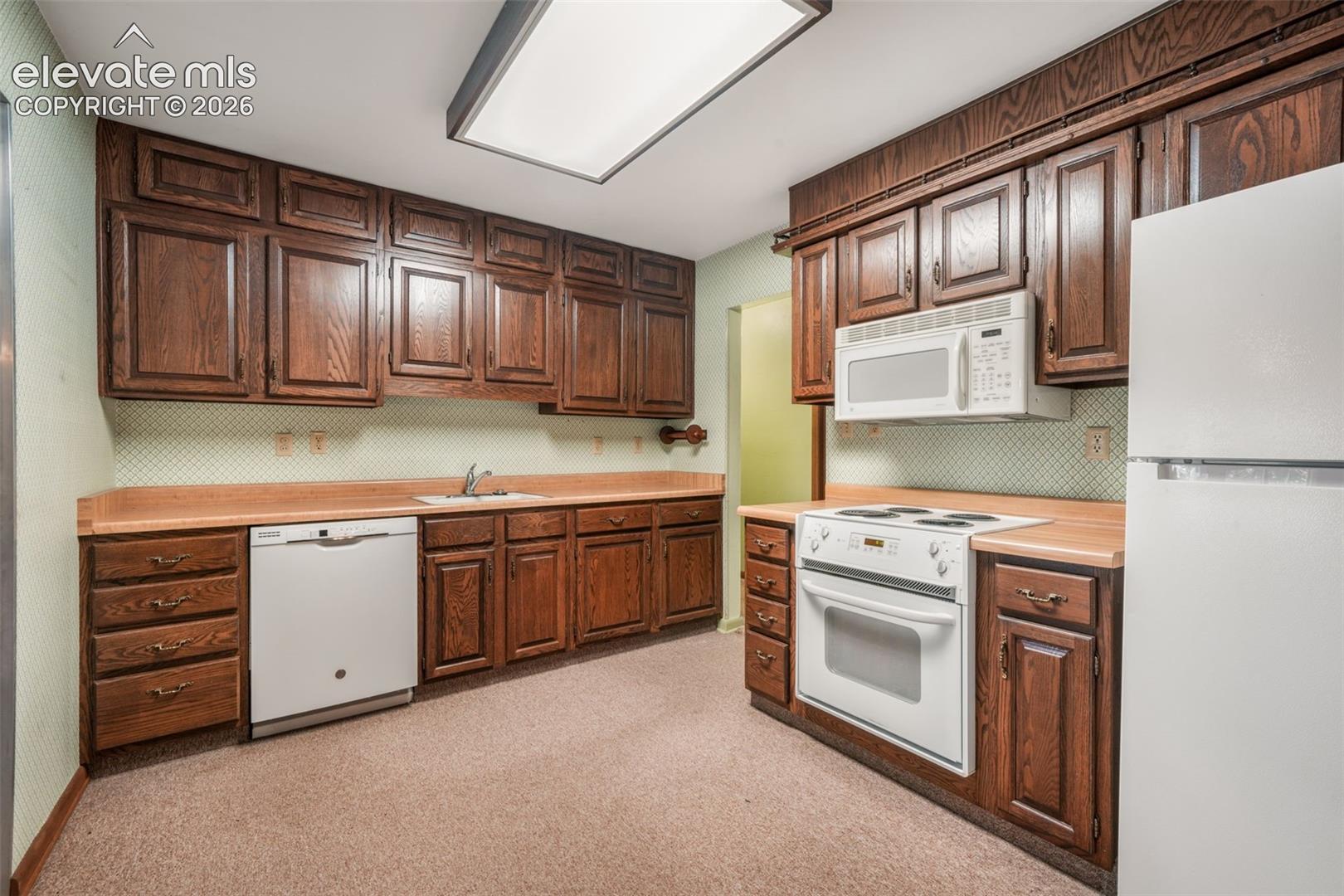 1008 Vega Drive