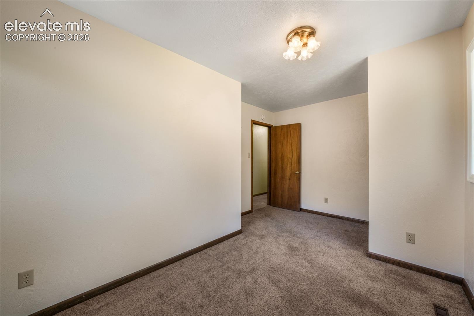 1008 Vega Drive