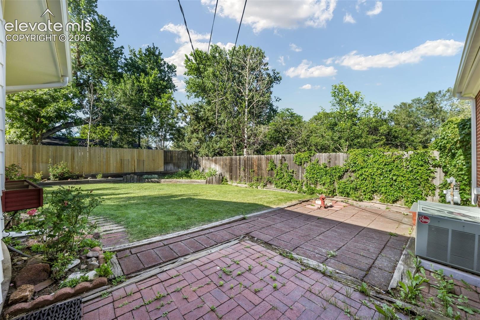 1008 Vega Drive