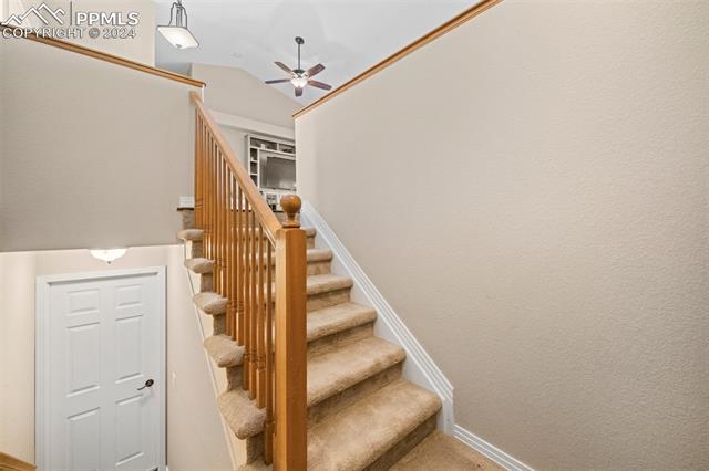 211 Las Lunas Street