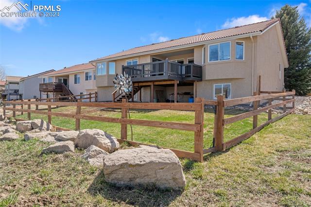 211 Las Lunas Street