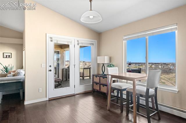 211 Las Lunas Street