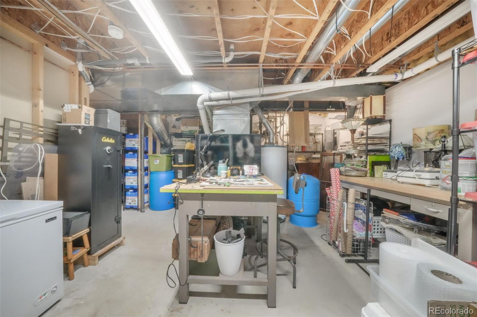 17045 Viscount Court