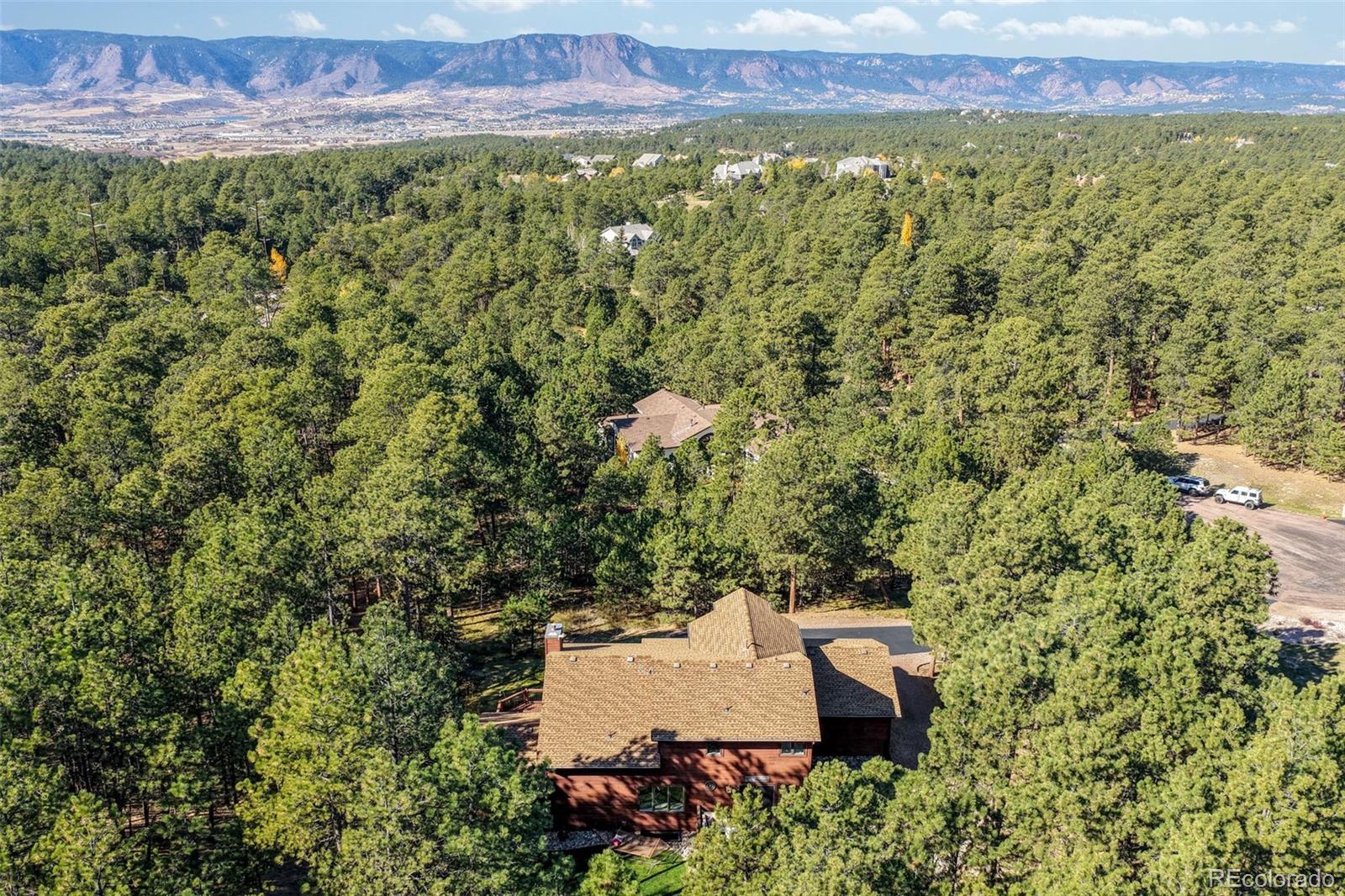 17045 Viscount Court